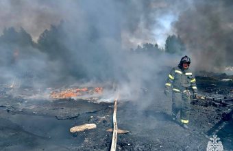 В Твери потушили загоревшийся мусор на улице Шишкова мусор