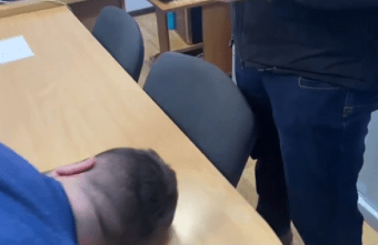 Бывшему директору ГКУ придется ответить за дорожные «дела»: видео задержания дорожные