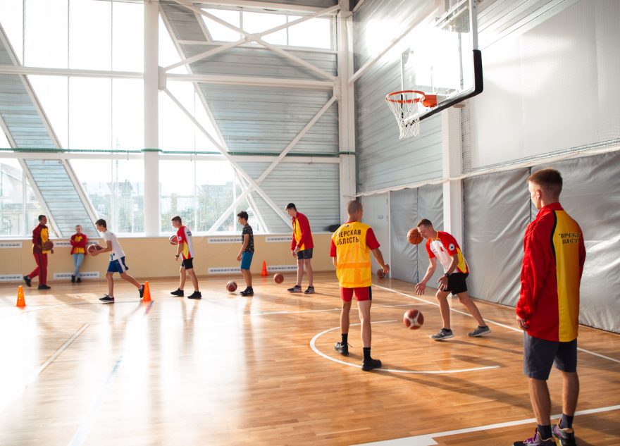 Владимир Васильев: Вопрос системы оплаты труда тренеров-преподавателей требует законодательной донастройки