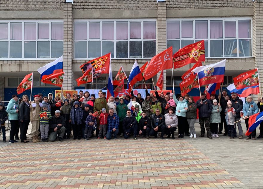 «Синий платочек» и автопробег: в Тверской области проходят акции в честь Дня Победы «Синий платочек» и автопробег: в Тверской области проходят акции в честь Дня Победы