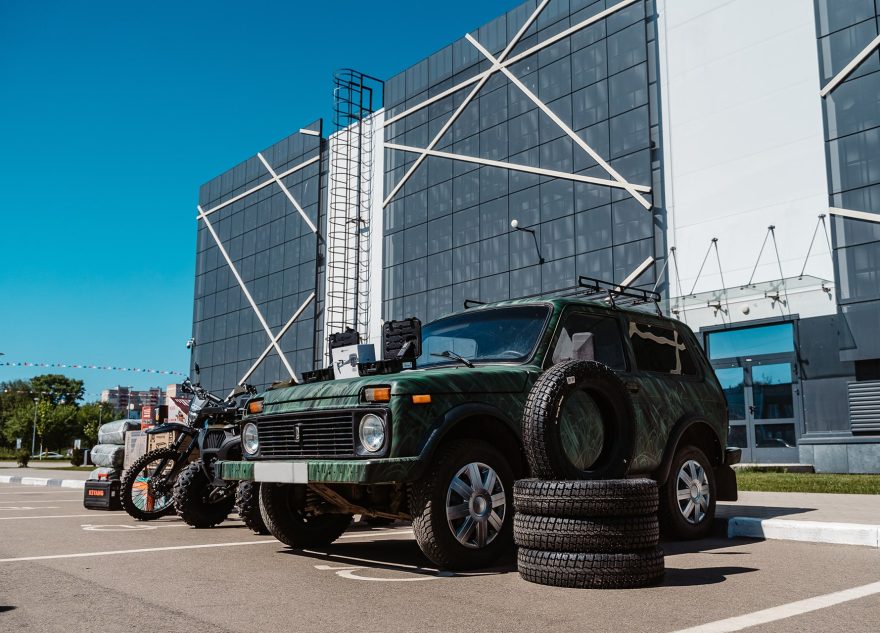 Из Тверской области в зону проведения СВО отправили автомобиль, квадроцикл и мотоцикл