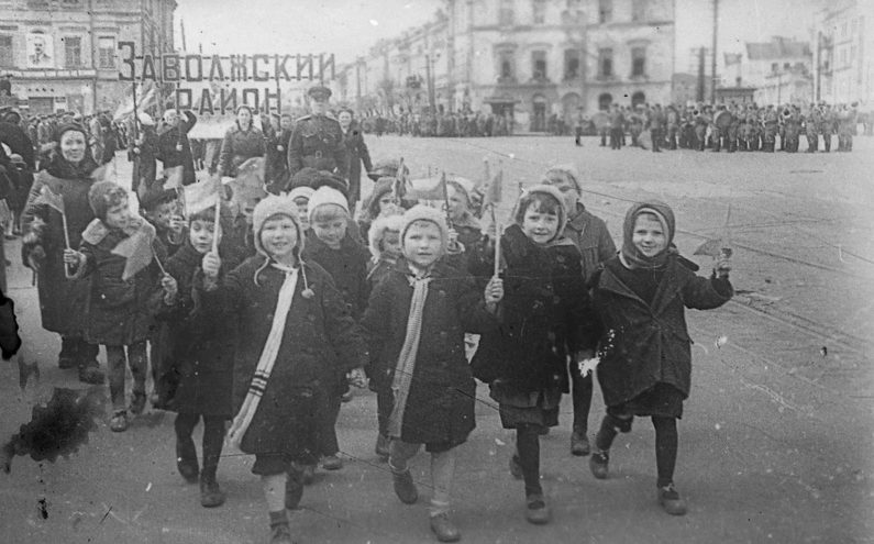 Как встречали жители Калинина самый первый день Победы