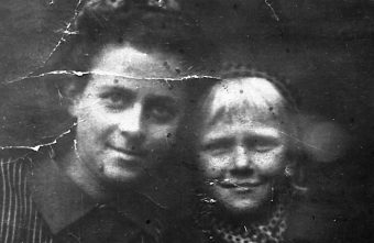 История девочки Кати из Тверской области, увековеченной на мемориале История девочки Кати из Тверской области, увековеченной на мемориале