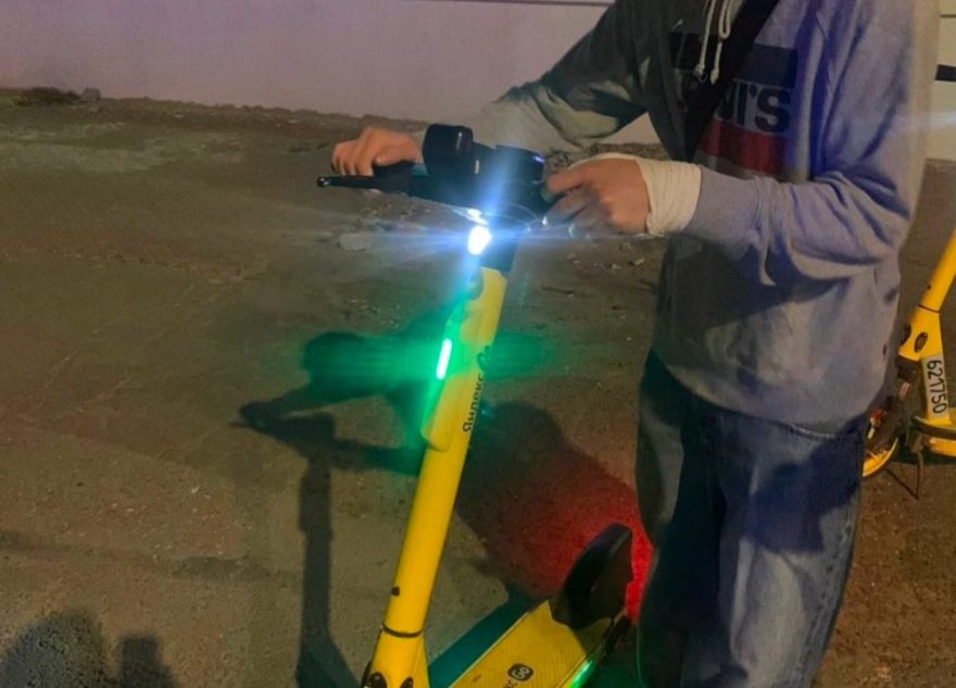 Больше 20 самокатчиков-нарушителей поймали в Твери за минувшую неделю нарушитель
