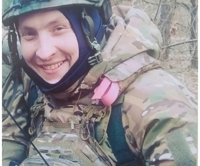 В зоне боевых действий погиб Артем Макарёнок из Тверской области погибщий