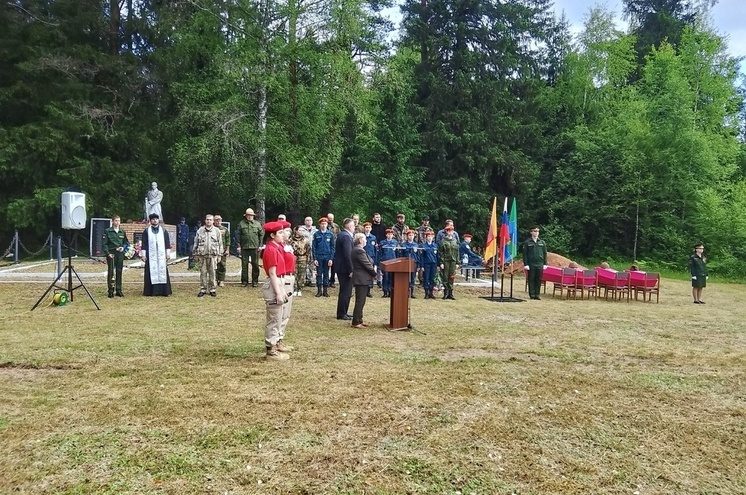 В Андреапольском округе Тверской области перезахоронили останки 10 советских солдат В Андреапольском округе Тверской области перезахоронили останки 10 советских солдат