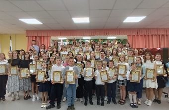 В Тверской области 325 школьников округа получили премию за победы в крупных конкурсах В Тверской области 325 школьников округа получили премию за победы в крупных конкурсах
