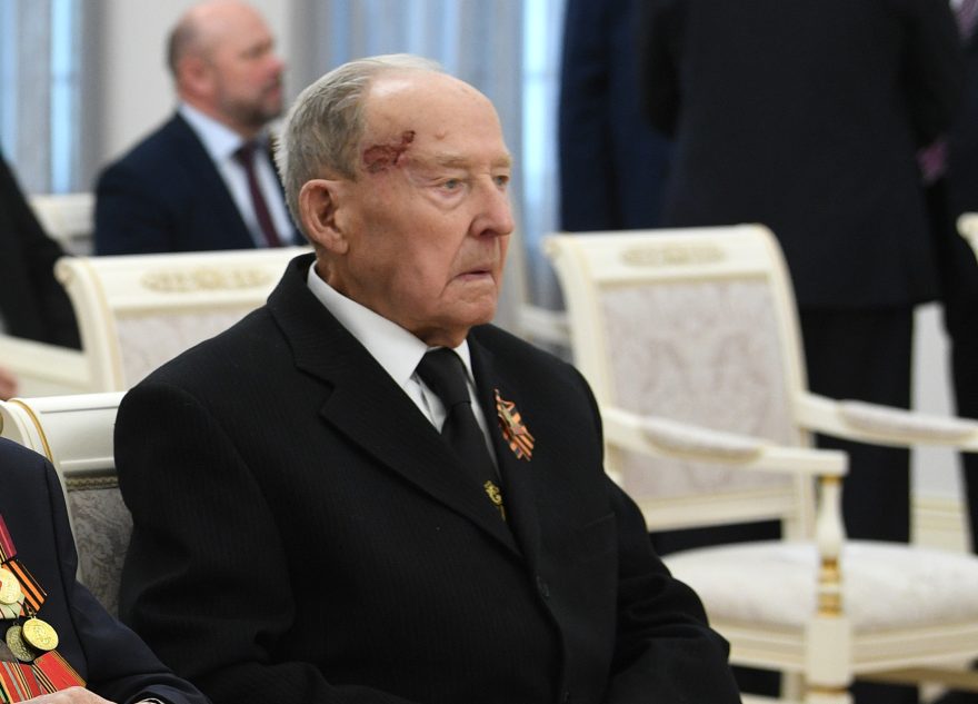Игорь Руденя поздравил Почётного гражданина Тверской области с 97-летием Игорь Руденя поздравил Почётного гражданина Тверской области с 97-летием