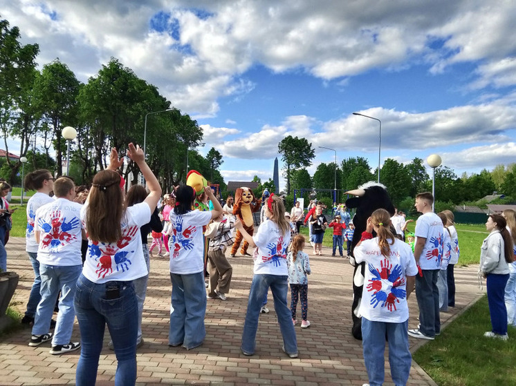 Юные андреапольцы в День защиты детей попробовали себя в разных ролях