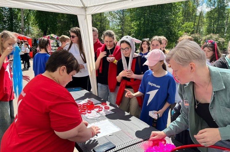 В День защиты детей в Оленино прошла встреча Актива Первых