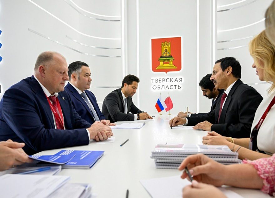 ПМЭФ-2025: Губернатор Игорь Руденя и Чрезвычайный и Полномочный посол Государства Катар в РФ Ахмед Нассер Аль-Тани обсудили перспективы сотрудничества