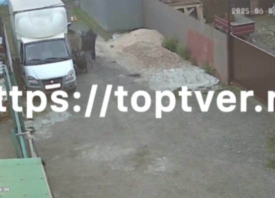В Тверской области малолетние воры-питбайкеры попались на камеры малолетние