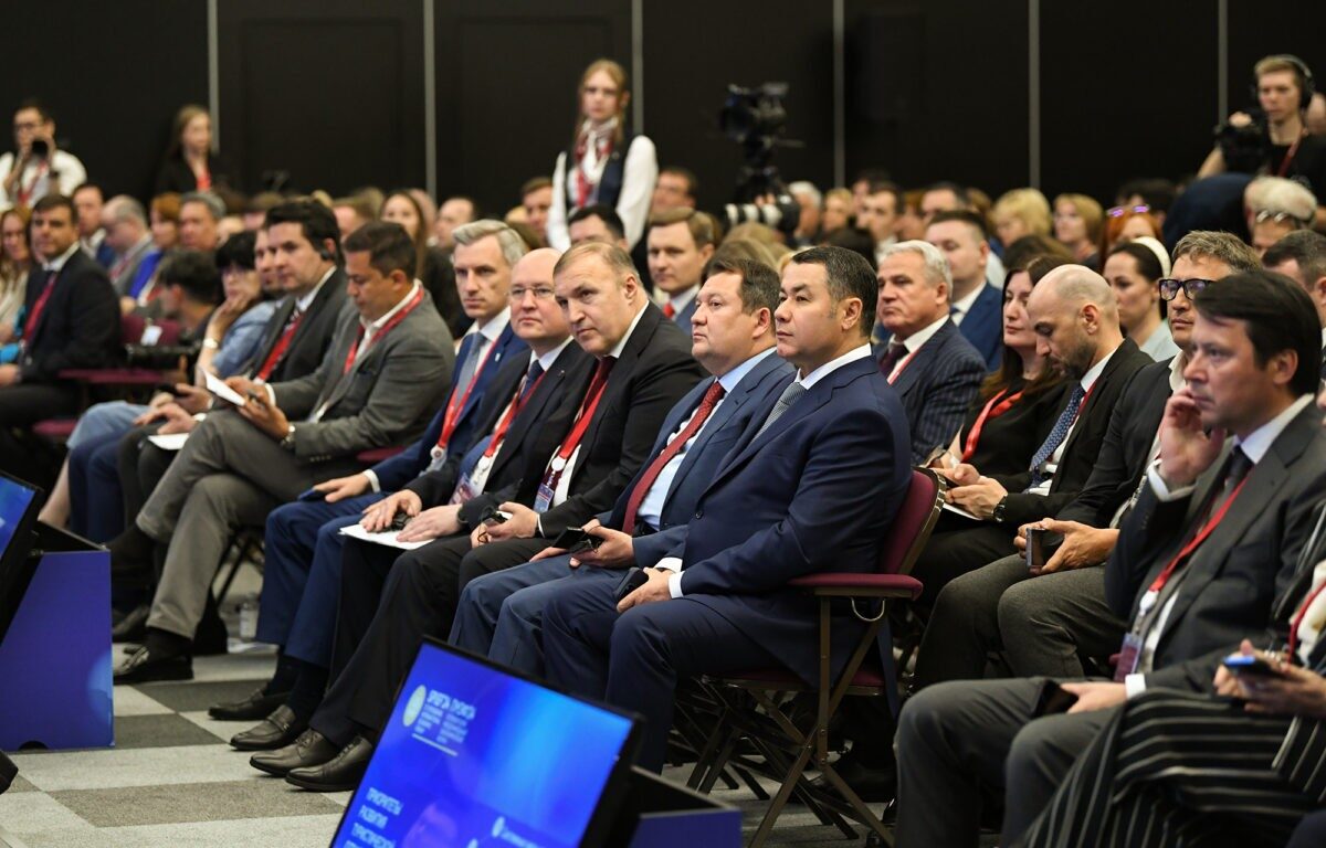 ПМЭФ-2025: 140 стран, уха из петуха и секретный гость  