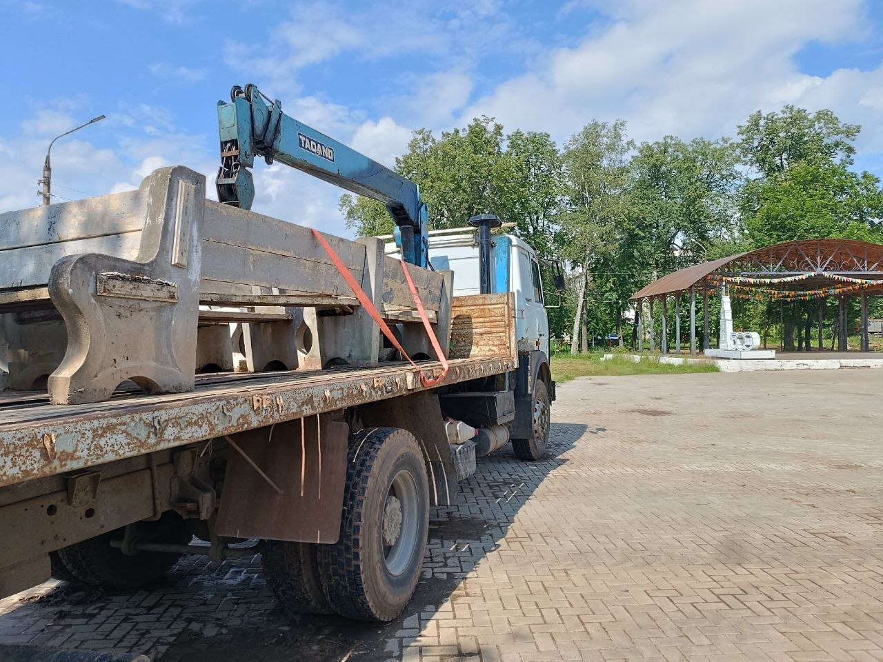 В Тверской области обновляют городской парк