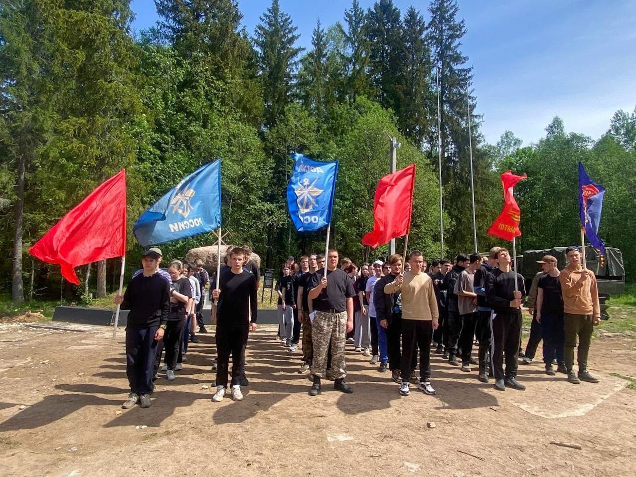 Школьники и студенты Тверской области обучаются основам военной службы
