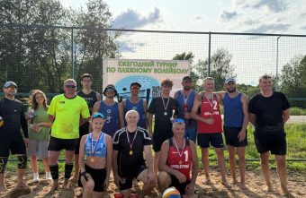 В Вышнем Волочке открыли сезон пляжного волейбола В Вышнем Волочке открыли сезон пляжного волейбола