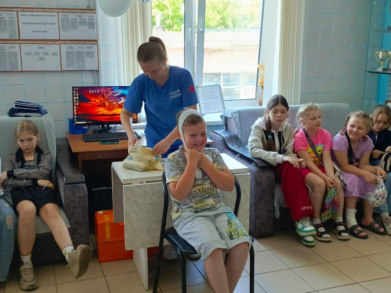 Подстанция скорой помощи «Вышний Волочек» с радостью принимает детей