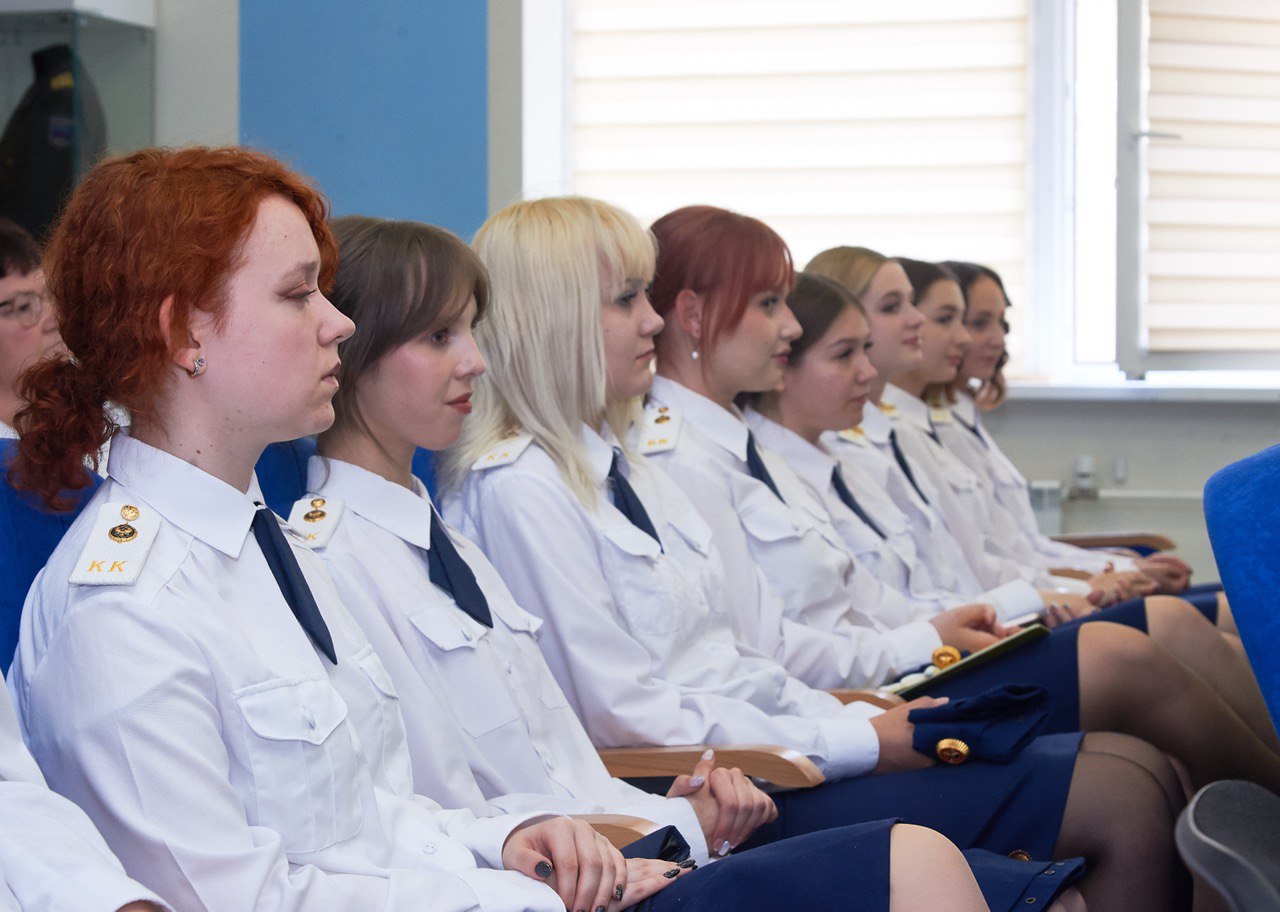 В Твери прошел выпускной бал кадетского класса ФСБ
