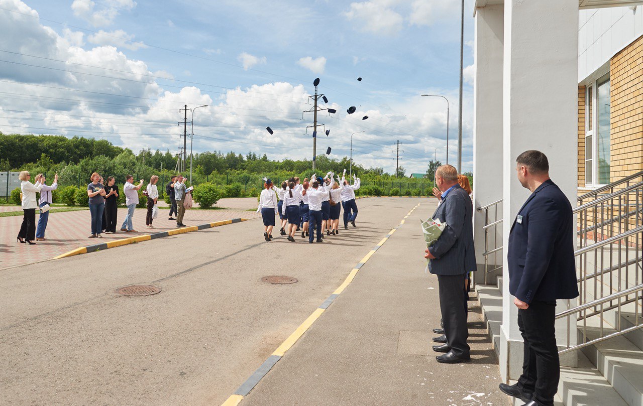 В Твери прошел выпускной бал кадетского класса ФСБ