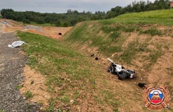 В результате ДТП на трассе в Тверской области погиб мотоциклист