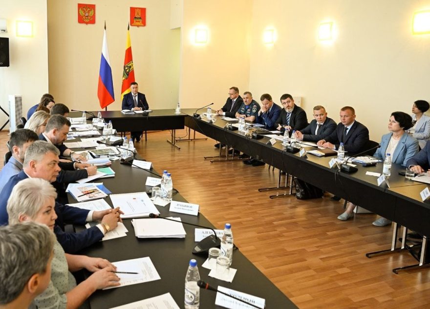 Современная городская среда и новые рабочие места: Игорь Руденя провел совещания о развитии Кимрского округа