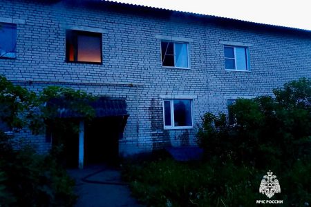 Человека доставили в больницу после пожара в Тверской области больницу