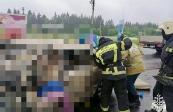 Страшное ДТП с двумя погибшими произошло в Тверской области