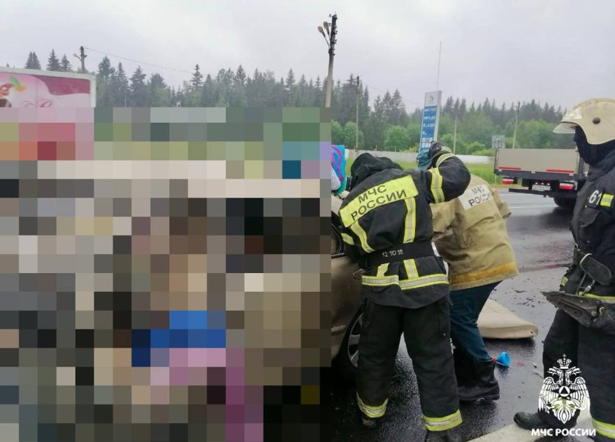 Страшное ДТП с двумя погибшими произошло в Тверской области Страшное ДТП с двумя погибшими произошло в Тверской области