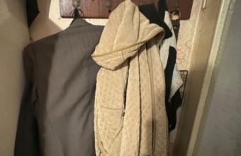 34-летняя женщина ловко обокрала пенсионера из Тверской области