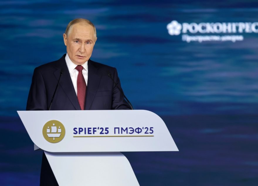 Владимир Путин отметил инвестиционную активность Тверской области Владимир Путин отметил инвестиционную активность Тверской области