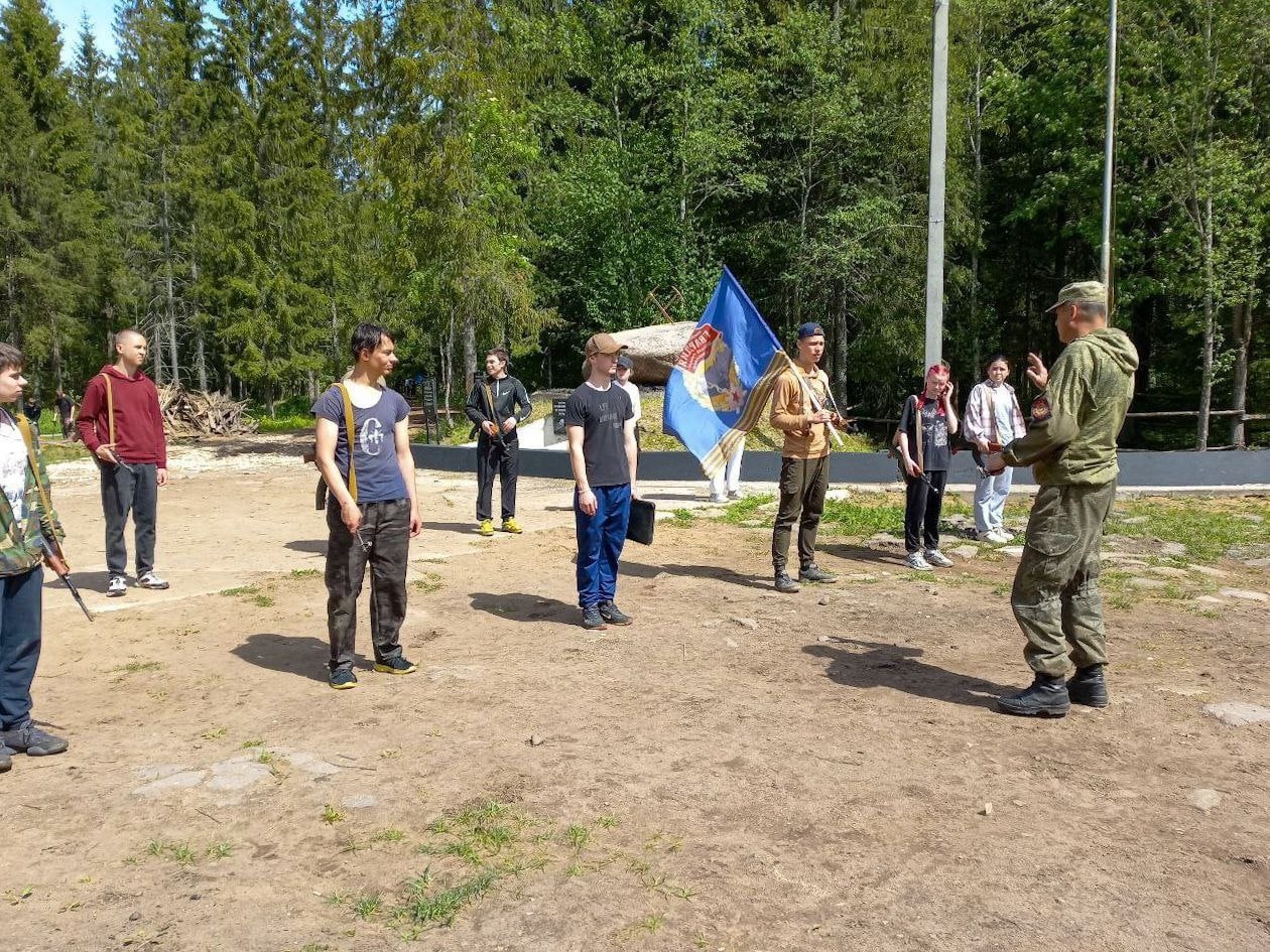 Школьники и студенты Тверской области обучаются основам военной службы
