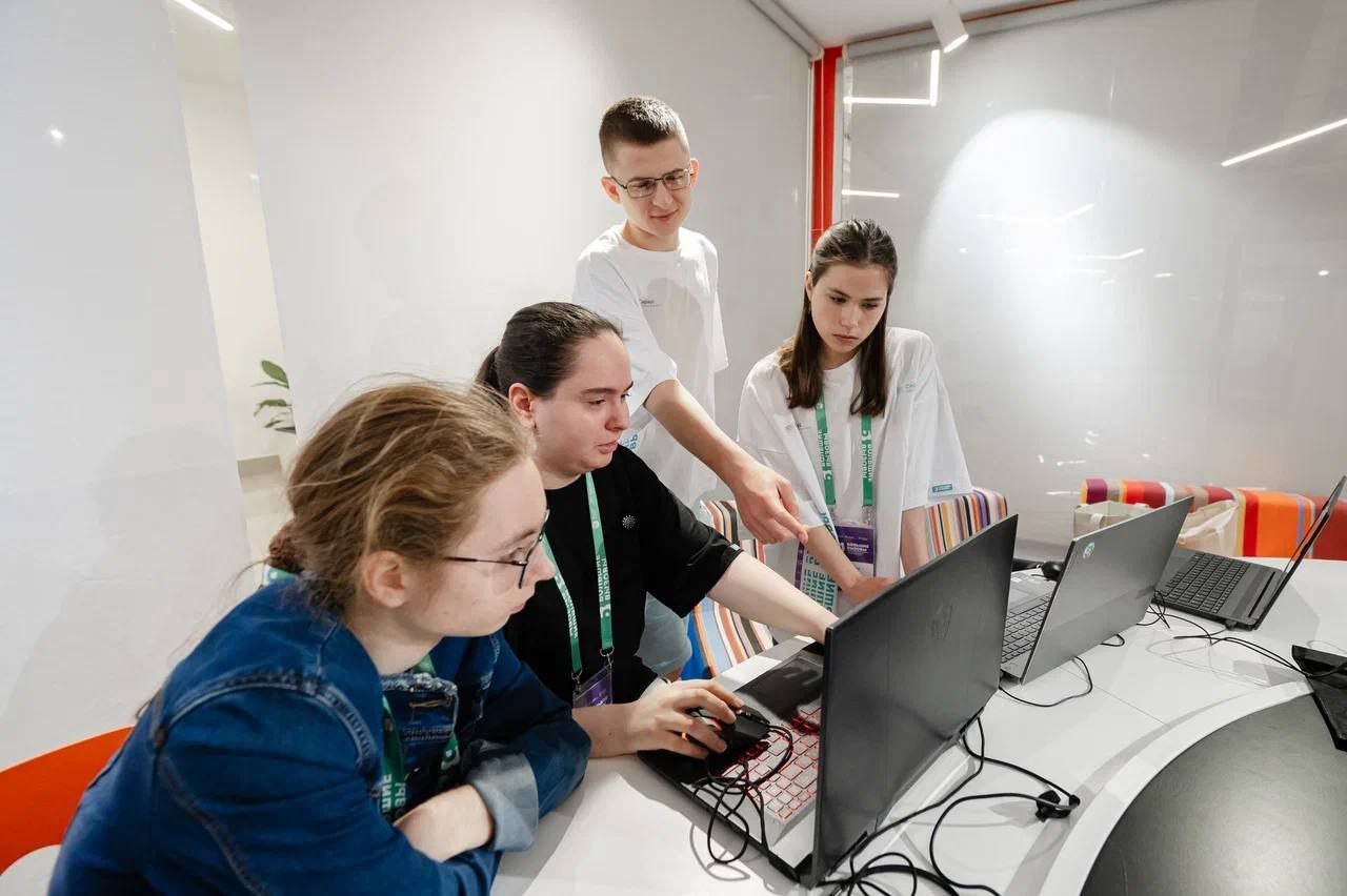 Школьник из Тверской области разработал устройство для мониторинга качества воды