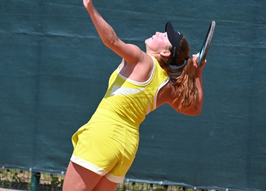 Ветераны тенниса собрались в Вышнем Волочке