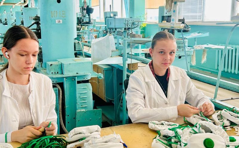 Почти 10 тысяч подростков трудоустроены в Тверской области