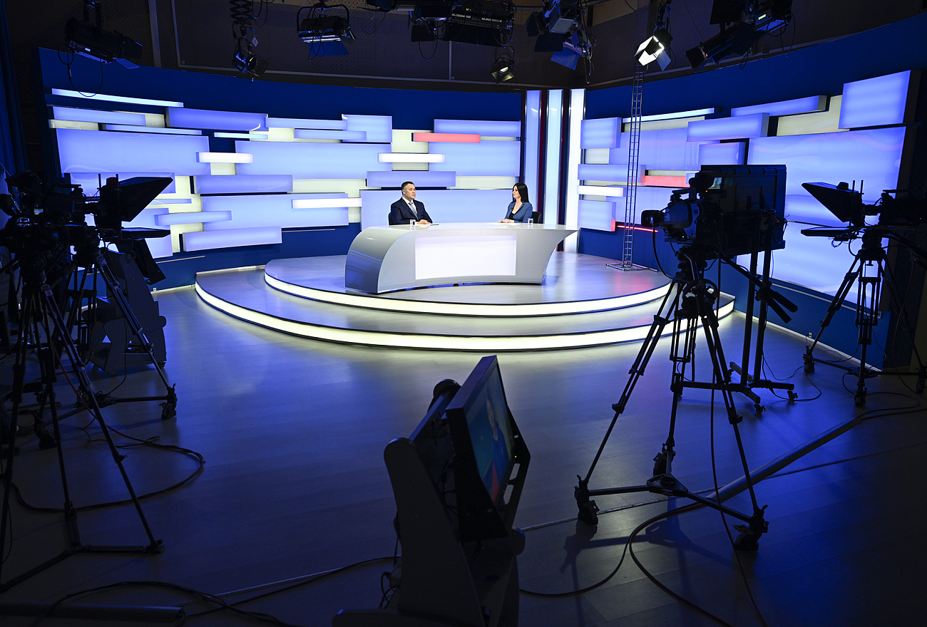 Итоги, проекты, ПМЭФ и молодежь: губернатор Игорь Руденя ответил на вопросы жителей Тверской области