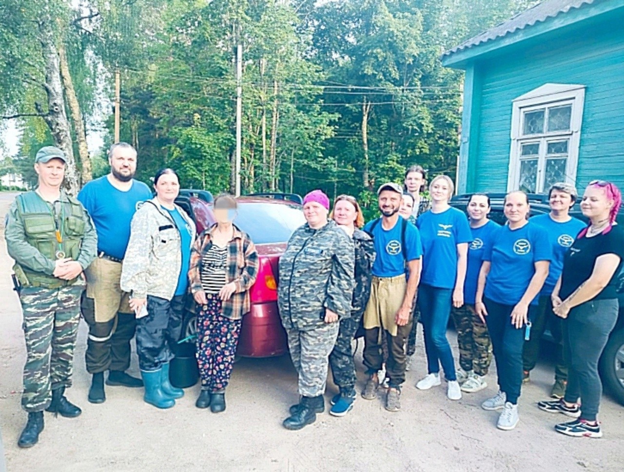 Волонтеру из Тверской области подарили на день рождения бабушку