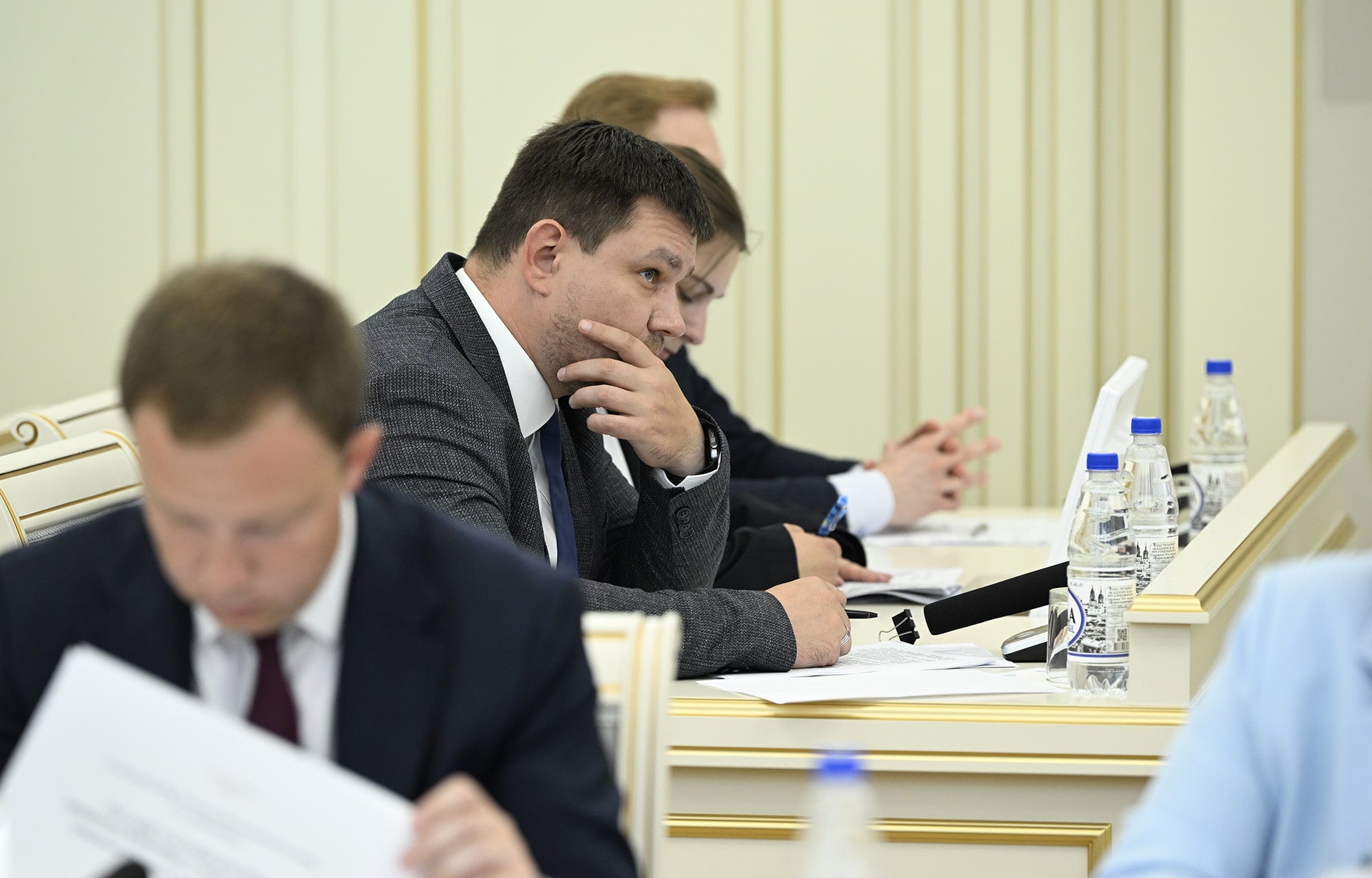 Приоритетное внимание растениеводству и кадрам: Игорь Руденя определил задачи по сезонным полевым работам в Тверской области