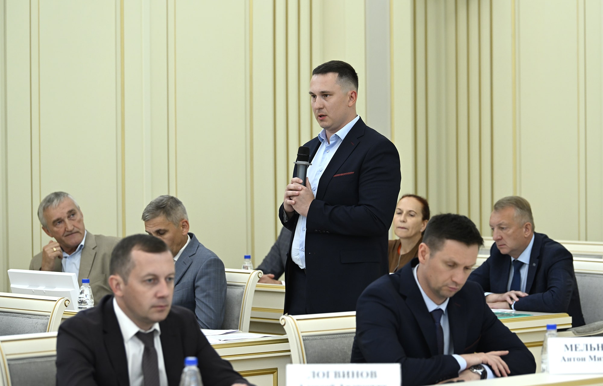 Приоритетное внимание растениеводству и кадрам: Игорь Руденя определил задачи по сезонным полевым работам в Тверской области