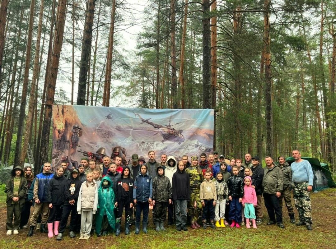 В Оленинском округе подняли останки трёх красноармейцев В Оленинском округе подняли останки трёх красноармейцев