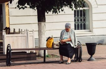 Мошенники предлагают жителям Тверской области увеличить пенсию пенсию