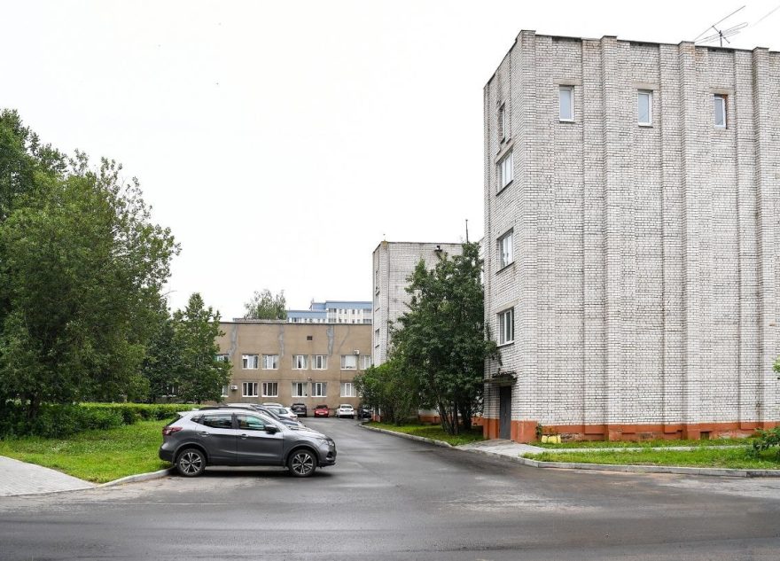 В Тверской области ремонтируют территории больниц