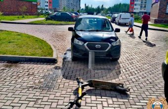 электросамокатчик