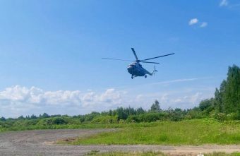 Двух пациентов экстренно доставили в Тверь на вертолёте вертолёт