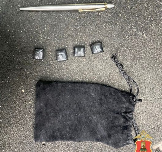 В Твери задержали двух молодых закладчиков закладчиков