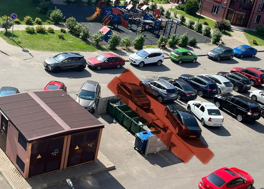 В Тверской области автомобилисты устраивают на парковке беспредел беспредел
