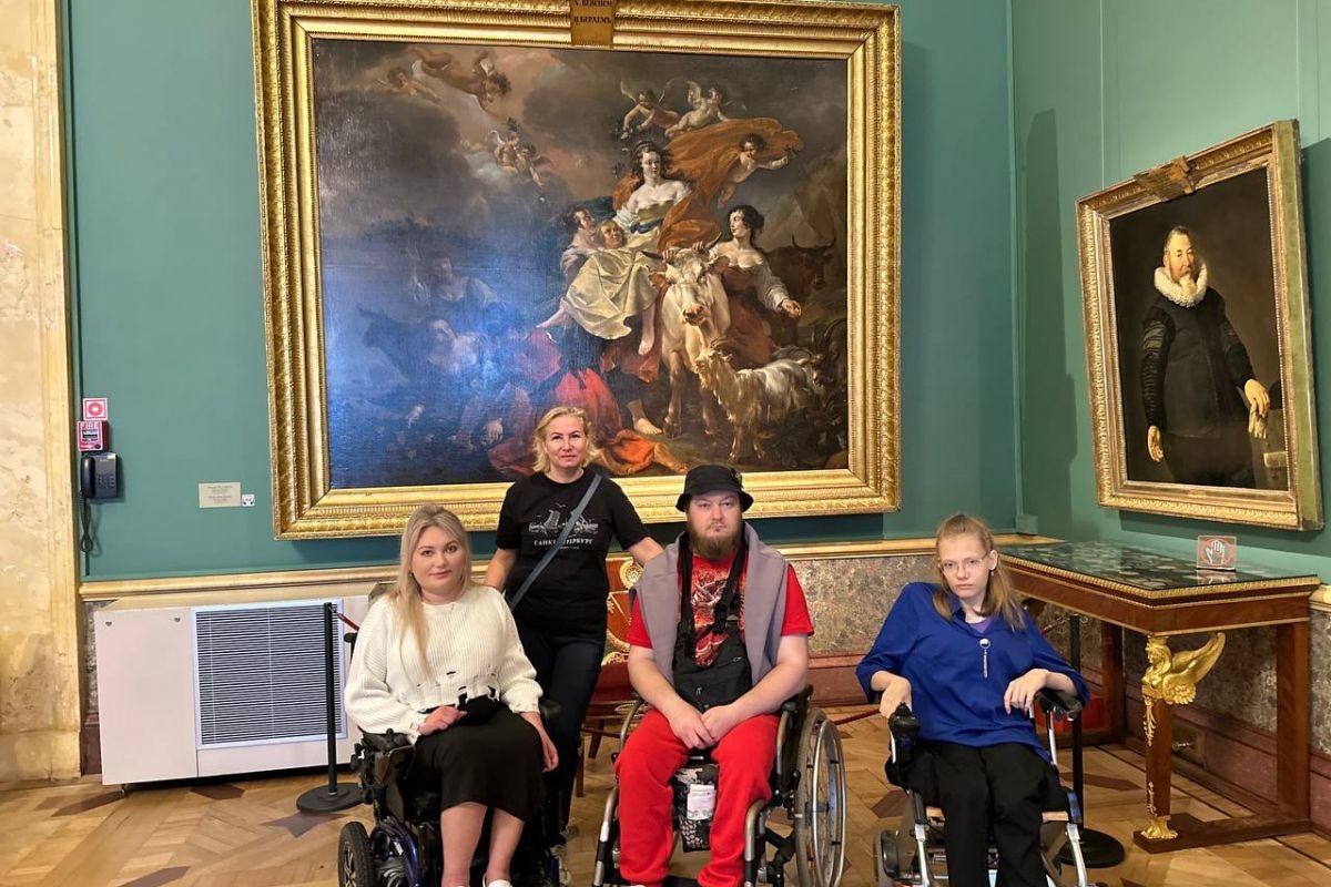 Участники проекта «Единая страна – доступная среда» побывали в Санкт-Петербурге