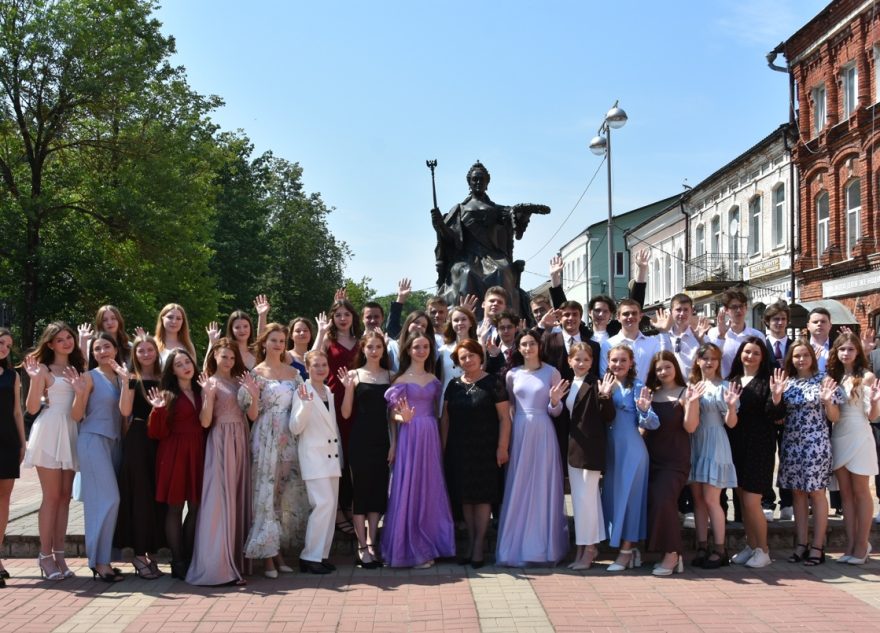 В Вышнем Волочке чествовали гордость округа