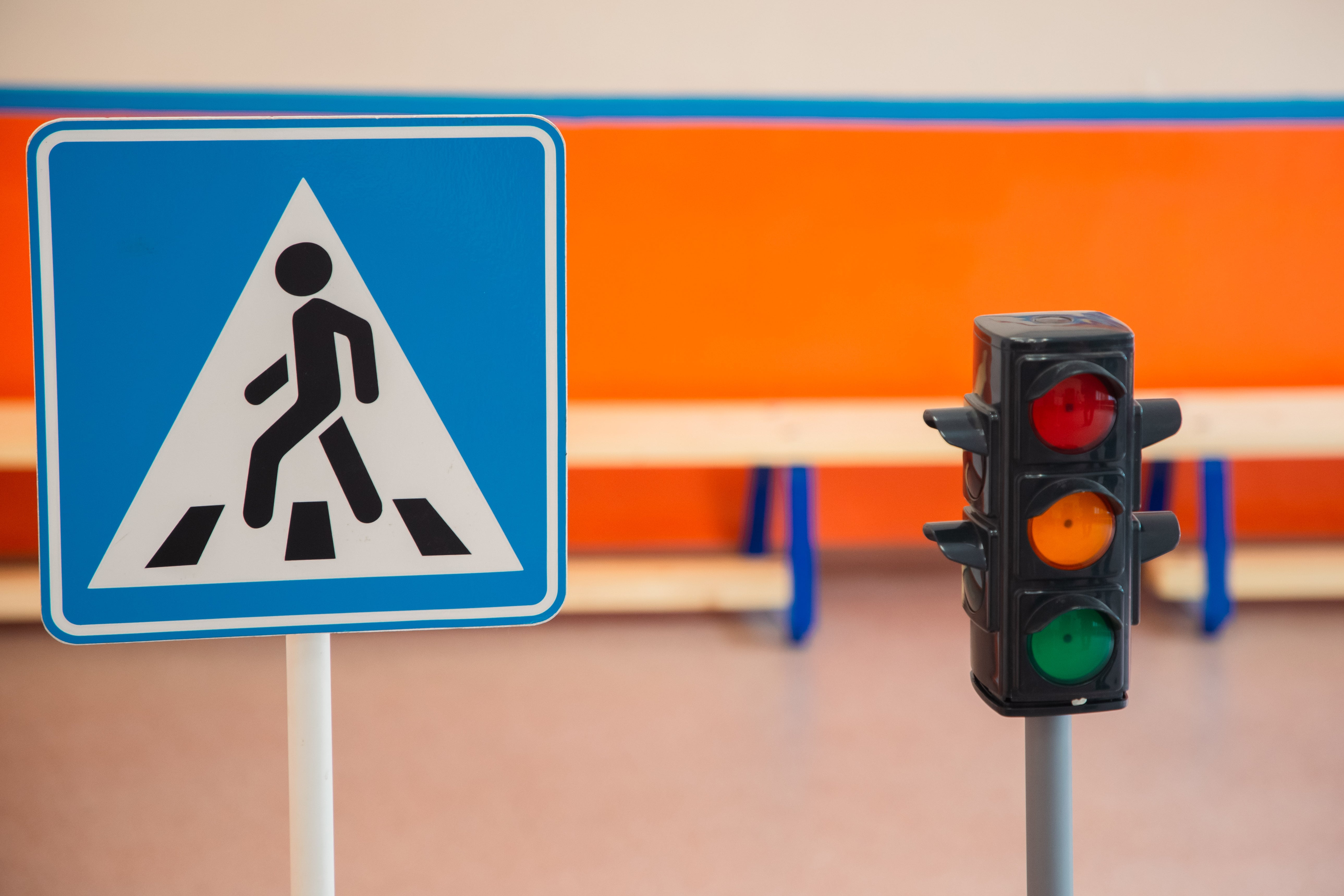 Школьников Тверской области призывают повторить правила безопасности на дорогах Школьников Тверской области призывают повторить правила безопасности на дорогах