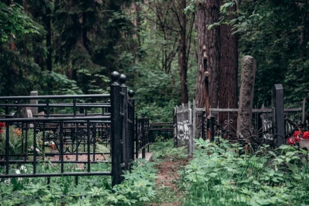 На кладбищах в Твери будут хоронить по-новому Хоронить