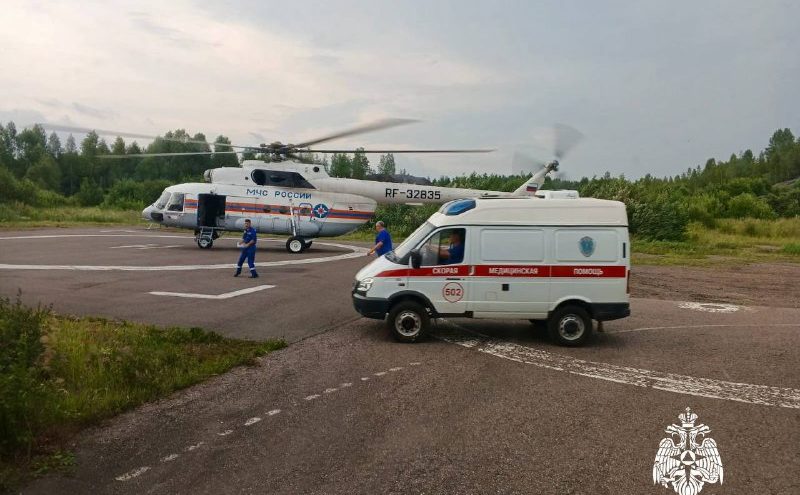 Вертолет МЧС совершил санитарный вылет для оказания помощи пациенту вертолет